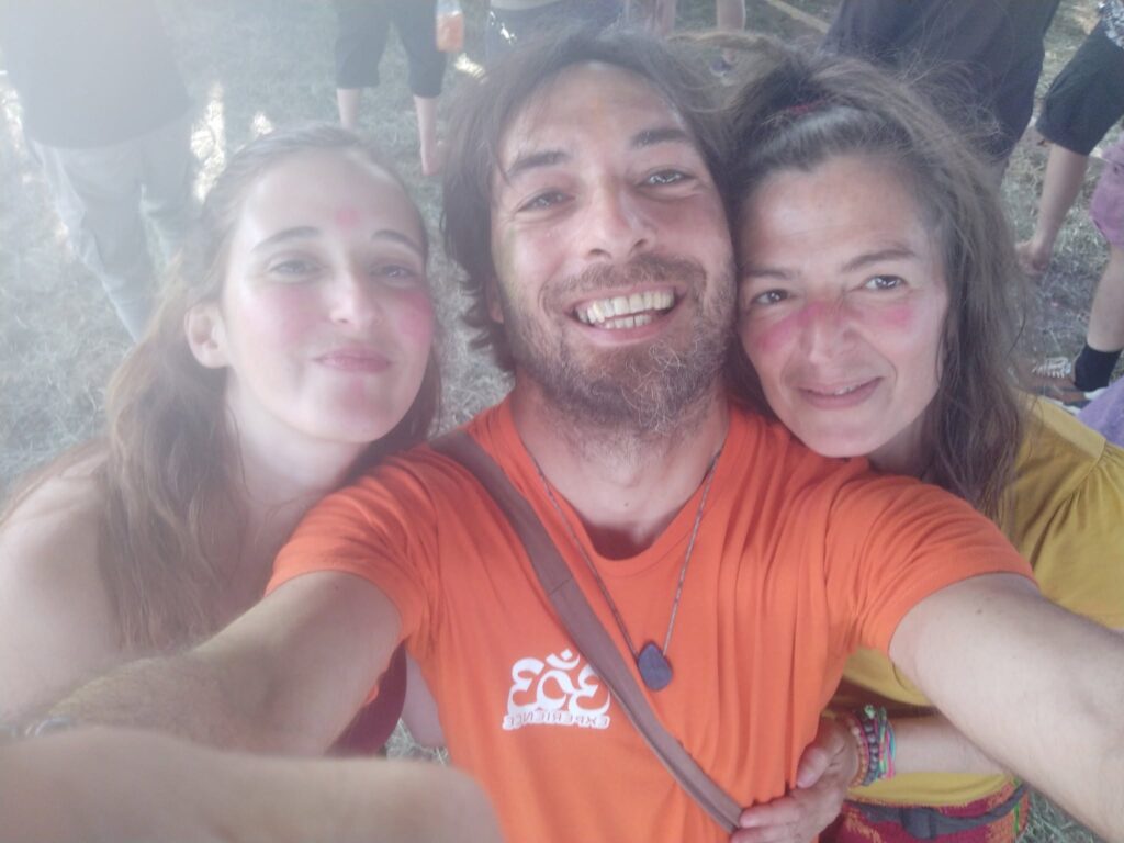 Nous trois
